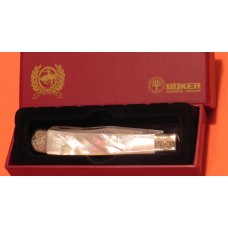 Boker "Cinch" Trapper Mdl# 2525P w/ Flawless and Fiery Mother of Pearl Handles Scroll Bolsters -WOW Boker "Cinch" Trapper Mdl# 2525P w/ Flawless and Fiery Mother of Pearl Handles Scroll Bolsters -WOW