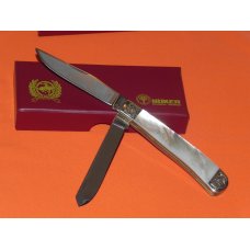 Boker "Cinch" Trapper Mdl# 2525P w/ Flawless and Fiery Mother of Pearl Handles Scroll Bolsters -WOW Boker "Cinch" Trapper Mdl# 2525P w/ Flawless and Fiery Mother of Pearl Handles Scroll Bolsters -WOW