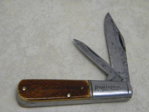 Remington 1 Line Script Genuine Saw Cut Bone RB44 2 Blade Barlow Knife c.1930's