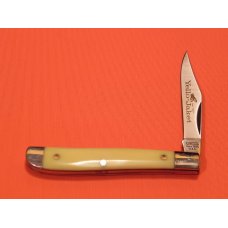 Vintage Camillus Yello-Jacket 1 Blade Peanut Mdl# 710 Yellow Derlin Handles -Great Blade Etch -MINT!