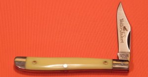 Vintage Camillus Yello-Jacket 1 Blade Peanut Mdl# 710 Yellow Derlin Handles -Great Blade Etch -MINT!