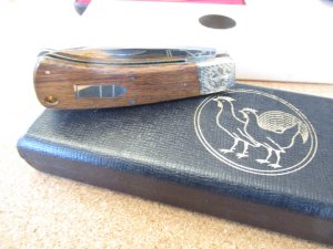 Hen & Rooster Model CM7 EE Gold inlay 