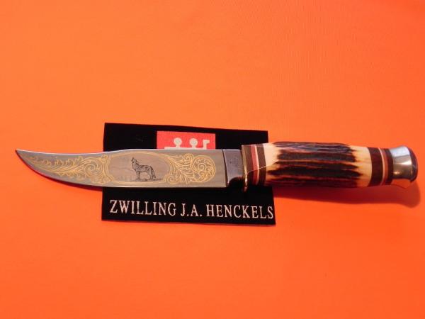 Vintage J A Henckels Presentation Fixed Blade Hunter w/ Deep Stag Handles & Great Blade Etch Wolf