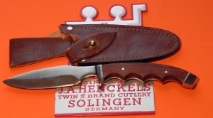 Vintage J A Henckels Zwillingswerk Integral Safari Skinning / Hunting  knife w/ Sheath -  Mdl#  2111