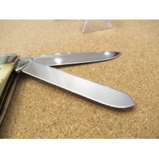2003 Case XX Vintage Bone Handle Trapper Pattern # V6254 SS 2003 Case XX Vintage Bone Handle Trapper Pattern # V6254 SS
