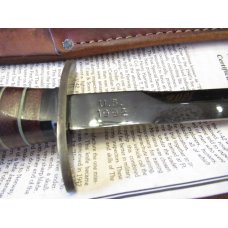 1992 Case XX Fixed Blade V-42 with Certificate of Authenticity 1992 Case XX Fixed Blade V-42 with Certificate of Authenticity