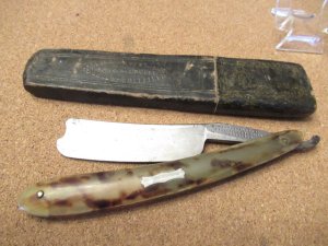 Frederick Reynolds  Razor 
