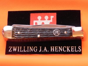 Vintage J A Henckels 2 Blade Trapper / Mtn Moss Green Colored Handles Black Henckels Sheild – NOS