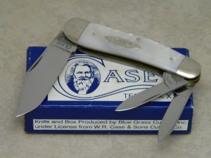 Case Classic 1993 Pearl 83043 1/2 Oval Shield Serial #0000 Split Backspring Whittler Knife in Box