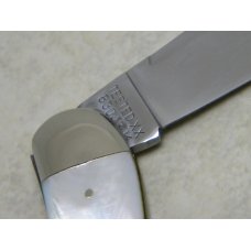 Case Classic 1993 Pearl 83043 1/2 Oval Shield Serial #0000 Split Backspring Whittler Knife in Box Case Classic 1993 Pearl 83043 1/2 Oval Shield Serial #0000 Split Backspring Whittler Knife in Box