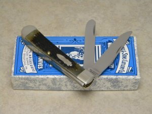 Case Classic 1992 Burnt Green Bone 6254 Bomb Shield Trapper Knife in Box