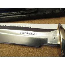 Sog Scuba/Demo Model  SSD89 Fixed Blade Knife