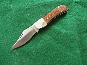 Mint Custom Bob Jones Knife