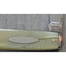 Schrade Walden #758; The Senator Schrade Walden #758; The Senator