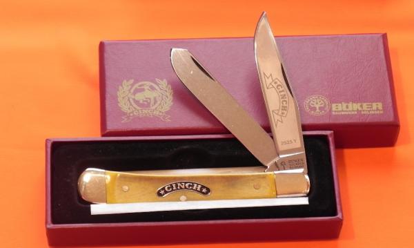 Boker "Cinch" Trapper Mdl# 2525Y w/ Flawless Yellow Bone Handles & Blade Frost & Etch +Display Box Boker "Cinch" Trapper Mdl# 2525Y w/ Flawless Yellow Bone Handles & Blade Frost & Etch +Display Box