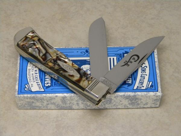 Case Classic 1993 Caramel Swirl 7223 Oval Shield Jumbo Trapper Knife in Box Case Classic 1993 Caramel Swirl 7223 Oval Shield Jumbo Trapper Knife in Box
