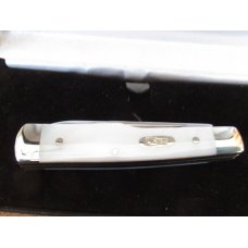 Case XX Pearl Gunstock Pattern 8215 SS 