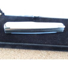 Case XX Pearl Gunstock Pattern 8215 SS 