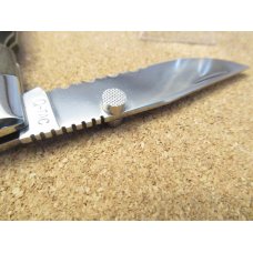 Queen Folding Lock Back Q-Tac Queen Folding Lock Back Q-Tac