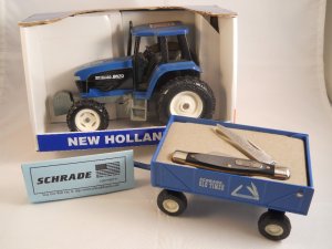 Schrade Ertl New Holland Limited Edition Tractor 