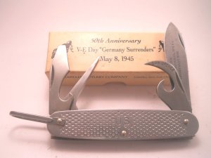 Camillus V-E Day 1945 - 1995 50th Anniversary Germany Surrenders Knife 