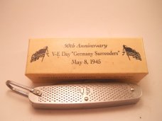 Camillus V-E Day 1945 - 1995 50th Anniversary Germany Surrenders Knife Camillus V-E Day 1945 - 1995 50th Anniversary Germany Surrenders Knife