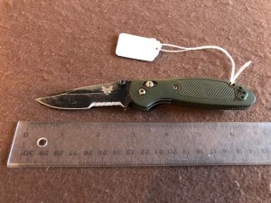 BENCHMADE  - 556 GRIPTILIAN GREEN HANDLE  - Drop Point Serrated Blade - BA - FREE SHIPPING 