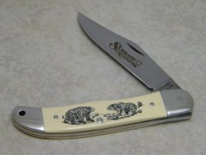 Schrade + USA SC524 Bears Scrimshaw Delrin Folding Hunter Knife c.1988