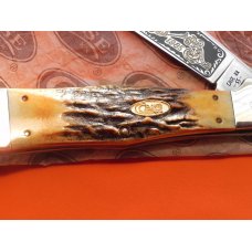 Vint 1985 Case XX Collectors Club Large Coke Bottle Knife w STAG Handles and Blade Etch -MDL#C51050 Vint 1985 Case XX Collectors Club Large Coke Bottle Knife w STAG Handles and Blade Etch -MDL#C51050