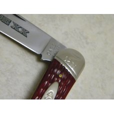 Case Classic 1995 Dark Red Bone 63046 Oval Shield Humpback Whittler Knife in Box Case Classic 1995 Dark Red Bone 63046 Oval Shield Humpback Whittler Knife in Box
