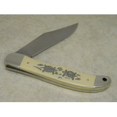 Schrade + USA I.T. Turtle Limited Edition Scrimshaw Lockback Knife & Pouch in Box c.1989 Schrade + USA I.T. Turtle Limited Edition Scrimshaw Lockback Knife & Pouch in Box c.1989