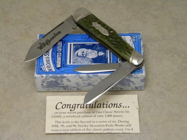 Case Classic 1994 Green Bone 63046 Bomb Shield Humpback Whittler Knife in Box Case Classic 1994 Green Bone 63046 Bomb Shield Humpback Whittler Knife in Box