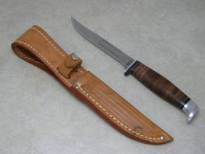 Case XX USA 1965-69 Stacked Leather 316-5" Tested XX Razor Edge Fixed Blade Sheath Knife