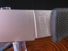 Marbles USA Plainsman knife of 1095 steel MR 80503 Marbles USA Plainsman knife of 1095 steel MR 80503