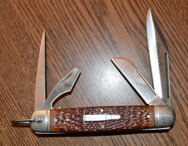 Remington Bullet Camp Knife - R4243 - 4 3/4" Remington Bullet Camp Knife - R4243 - 4 3/4"