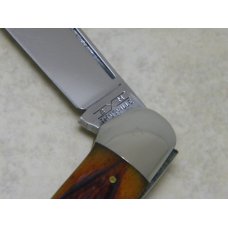 Schatt & Morgan Titusville PA (Queen) Jigged Bone Canoe Knife in Box Schatt & Morgan Titusville PA (Queen) Jigged Bone Canoe Knife in Box