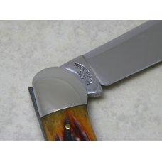 Schatt & Morgan Titusville PA (Queen) Jigged Bone Canoe Knife in Box Schatt & Morgan Titusville PA (Queen) Jigged Bone Canoe Knife in Box