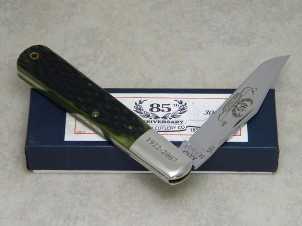 Queen City Green Bone "85th Anniversary Queen Cutlery Co. 1922-2007" Daddy Barlow Knife w/ stanhope Queen City Green Bone "85th Anniversary Queen Cutlery Co. 1922-2007" Daddy Barlow Knife w/ stanhope