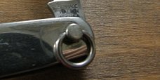 Schrade Walden Ring Rurn to open blades Schrade Walden Ring Rurn to open blades