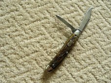 Vintage Remington Two Blade Knife