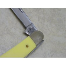Case XX USA 2008 Yellow 32087 CV Serpentine Pen Knife in Box Case XX USA 2008 Yellow 32087 CV Serpentine Pen Knife in Box