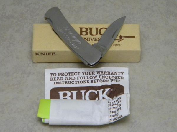 Buck USA Model # 525 Metal Gentleman's Lockback Knife in Box - Bodago Advertising
