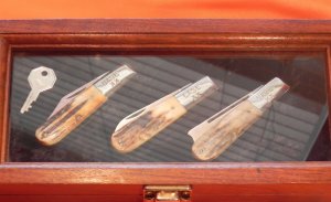 Case xx 1982 Barlow Knife Set.w Great Stag Handles -New in Display Case w/ Matching Serial #s
