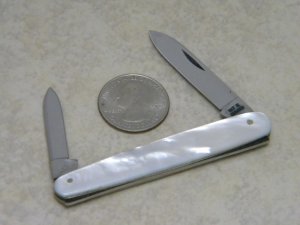 Case XX Stainless 1940-64 Pearl 82063 Shad Pen Knife