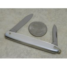 Case XX Stainless USA 8 Dot (1972) Pearl 82053 Shad Pen Knife with Bale Case XX Stainless USA 8 Dot (1972) Pearl 82053 Shad Pen Knife with Bale