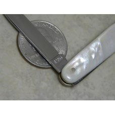 Case XX Stainless USA 1965-69 Pearl 82053 Shad Pen Knife with Bale Case XX Stainless USA 1965-69 Pearl 82053 Shad Pen Knife with Bale