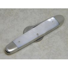 Case XX Stainless USA 3 Dot (1977) Pearl 82079 1/2 Sleeveboard Pen Knife Case XX Stainless USA 3 Dot (1977) Pearl 82079 1/2 Sleeveboard Pen Knife