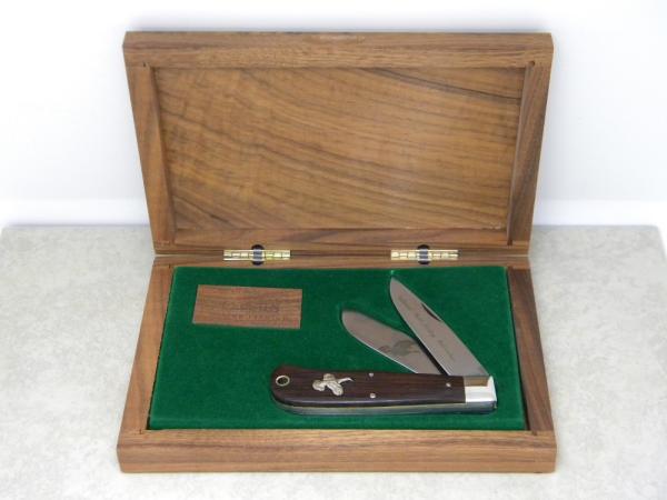 Camillus Made in USA Wood "National Wild Turkey Federation" Jumbo Trapper Knife in Box