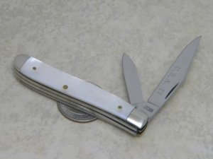 Voyles Cutlery (Queen) Pearl USA 77 Peanut Knife