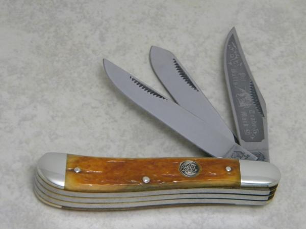 Bulldog Brand Solingen Germany 1985 English Steel Brown Bone 3 Blade Dogleg Trapper Knife c.2000's Bulldog Brand Solingen Germany 1985 English Steel Brown Bone 3 Blade Dogleg Trapper Knife c.2000's